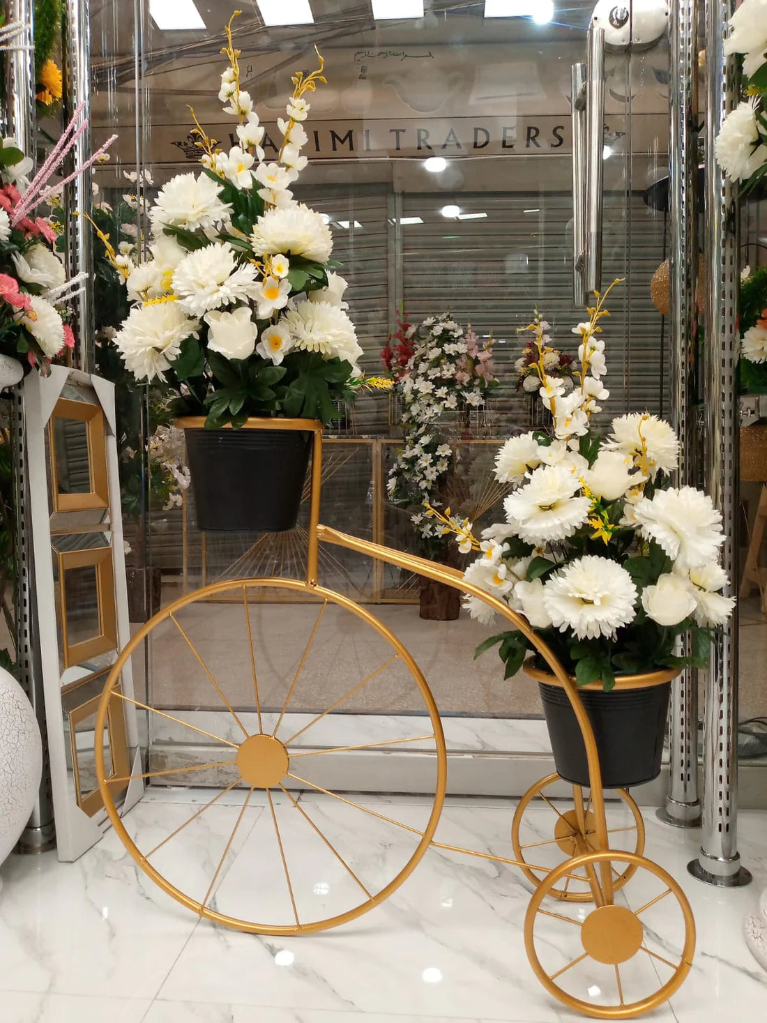 Electroplated Floor Cycle Stand Pot with Flower Arrangement