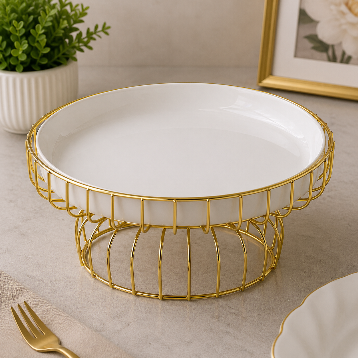 Brilliant 10-Inch Round Ceramic Plate with Gold Metal Stand