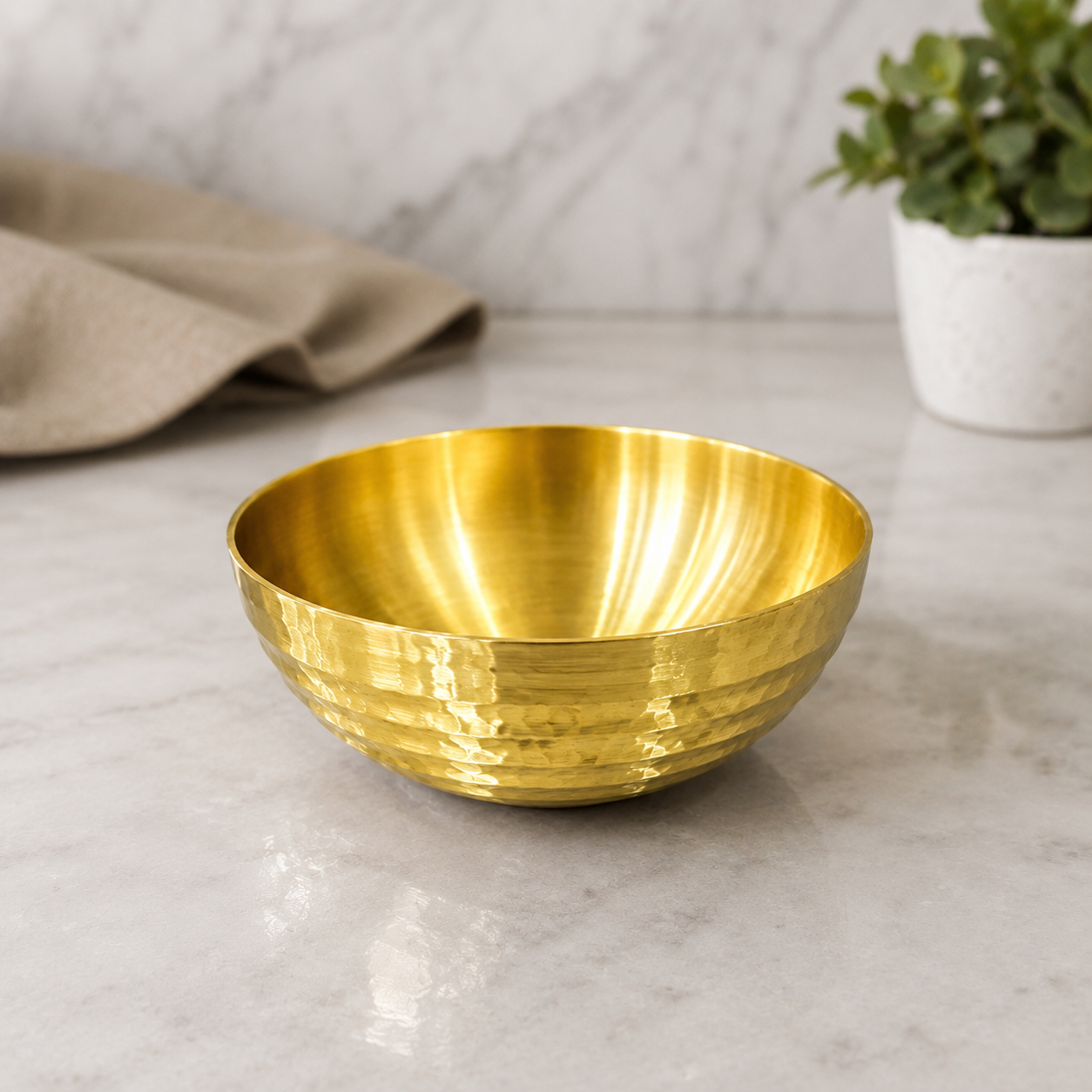 Hammer Pattern Bowl – 12cm Gold Finish