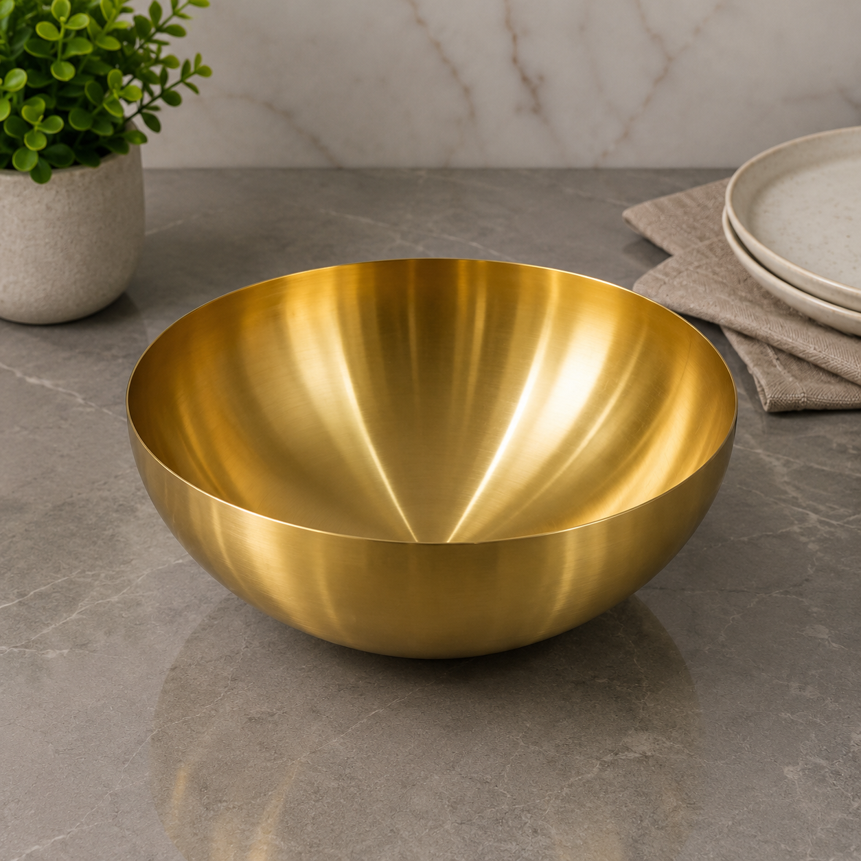 Premium Salad Bowl – 24cm Gold Finish