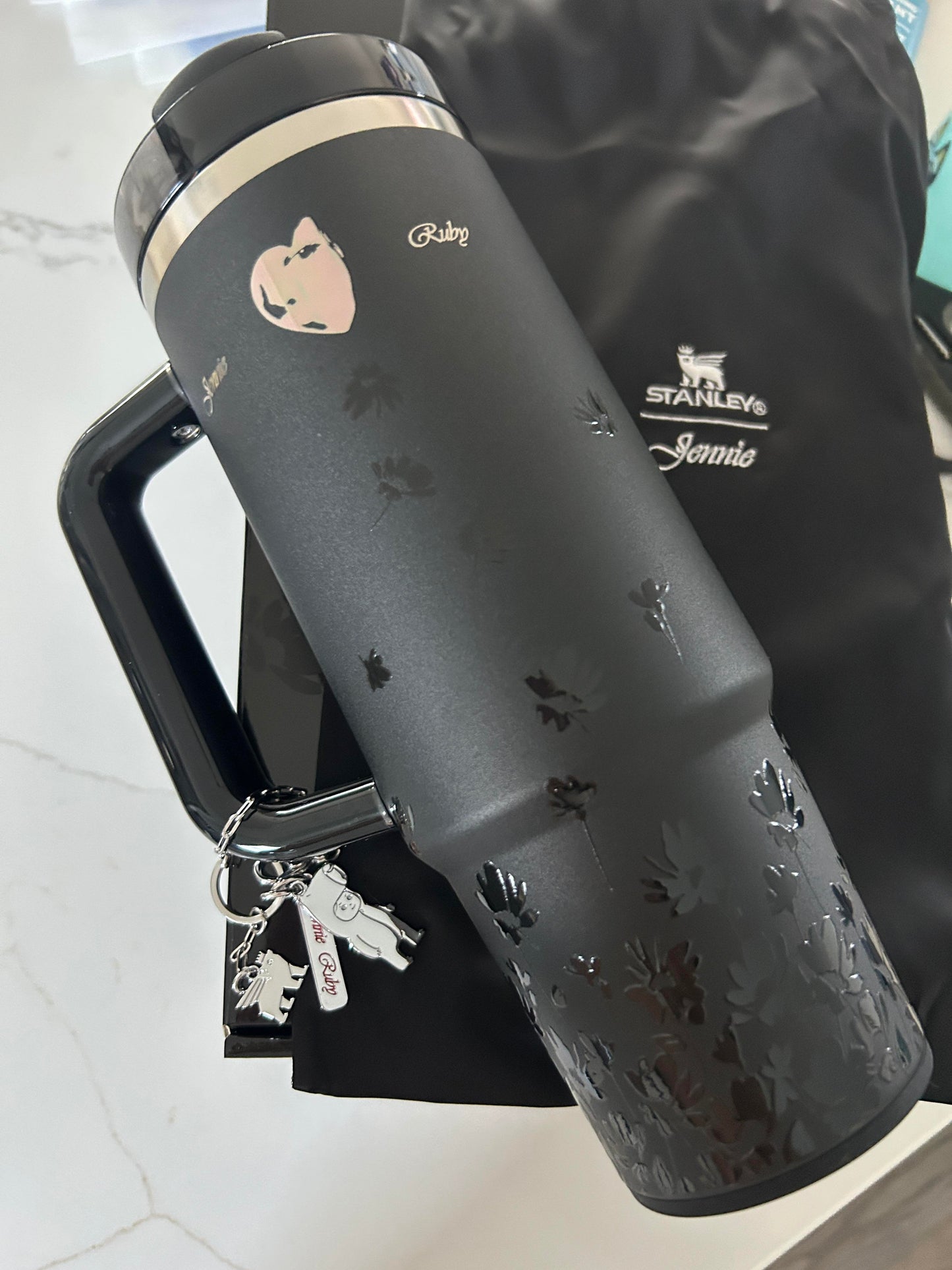 Stanley x JENNIE Quencher H2.0 Luxe Tumbler 40oz – Midnight Ruby Limited Edition