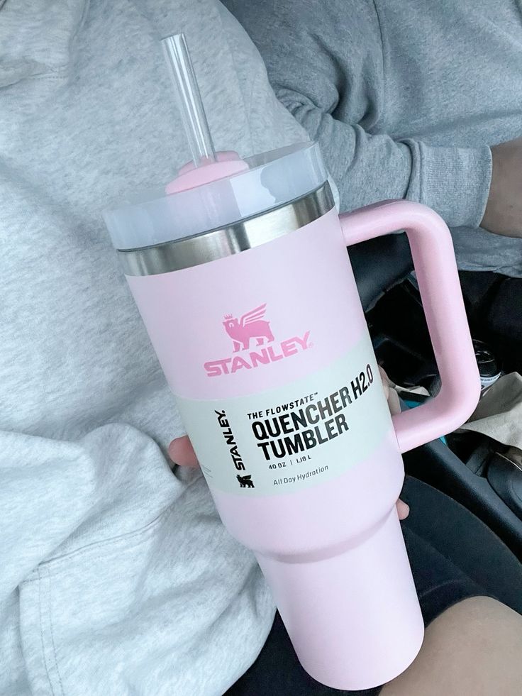 THE QUENCHER H2.0 FLOWSTATE™ TUMBLER | 40 OZ | PINK