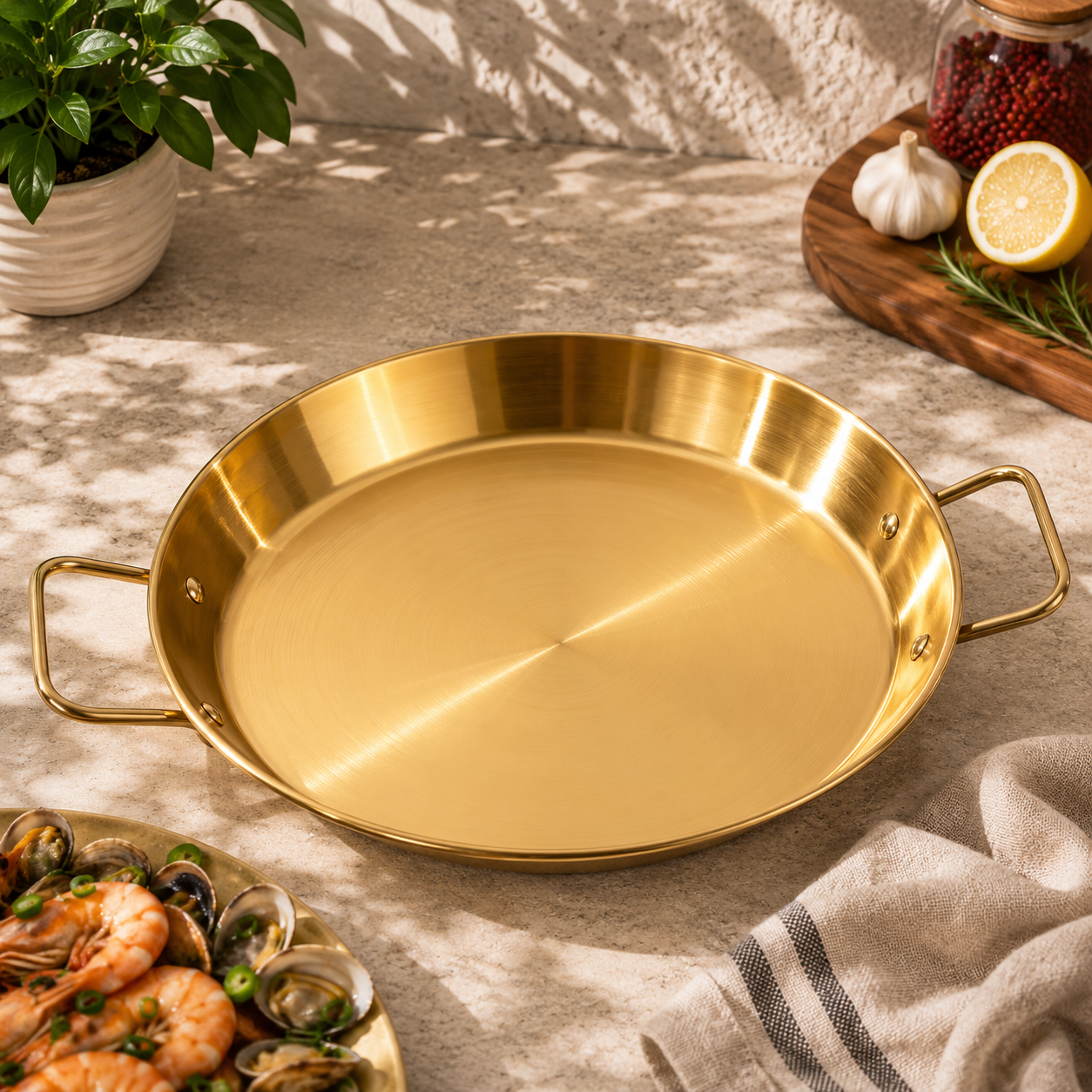 SeaFood Plate Gold – 30cm