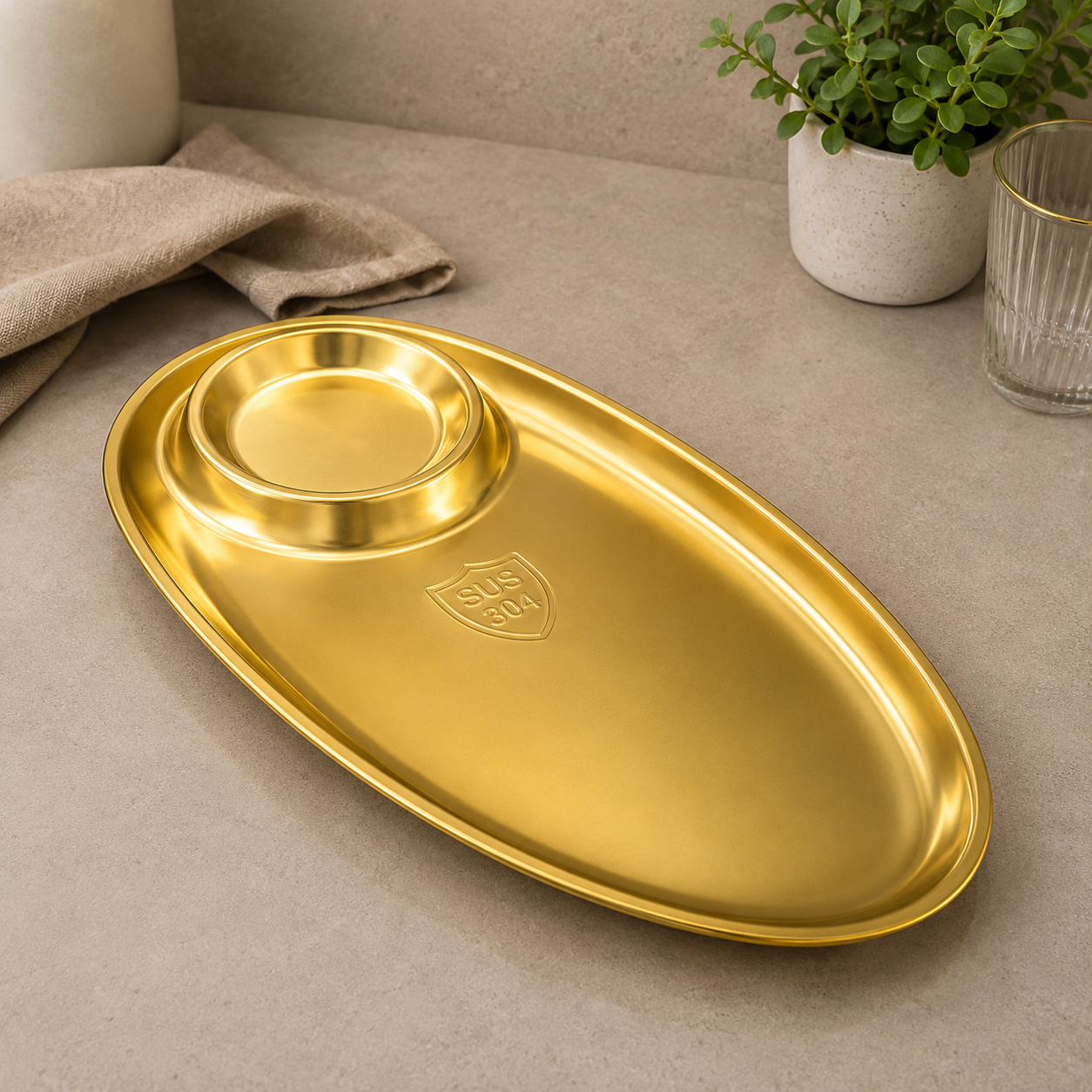 Premium Oval Snack Plate – 31 × 15 × 2.4cm Gold Finish