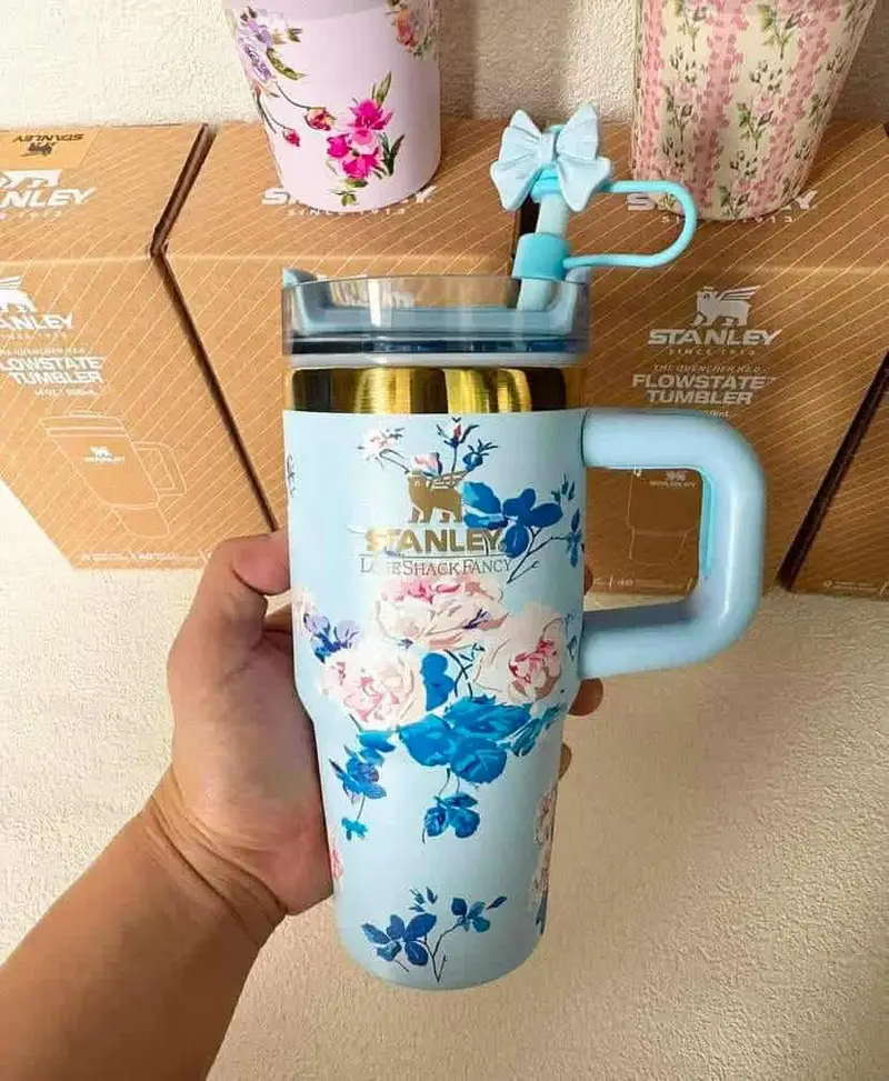 THE STANLEY X LOVESHACKFANCY CUTE QUENCHER TUMBLER 20 OZ